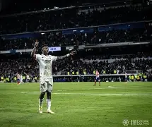 维尼修斯五连胜继续领跑积分榜，内马尔主帅陷下课危机！的简单介绍